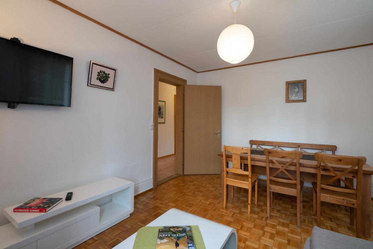 Between Lakes Apartments - 54 Интерлакен Екстериор снимка