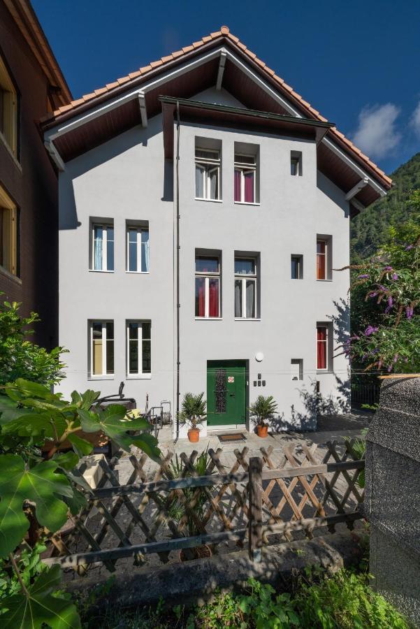 Between Lakes Apartments - 54 Интерлакен Екстериор снимка