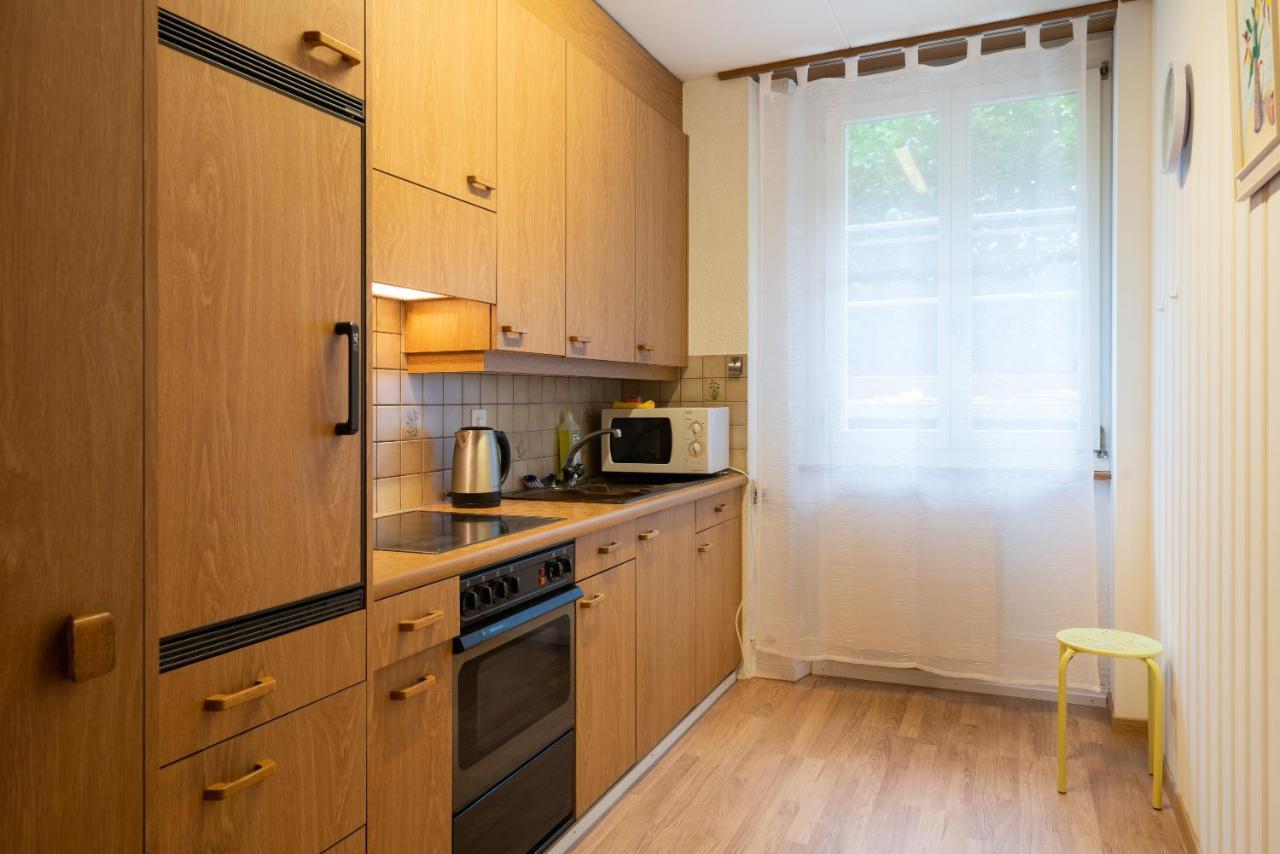 Between Lakes Apartments - 54 Интерлакен Екстериор снимка