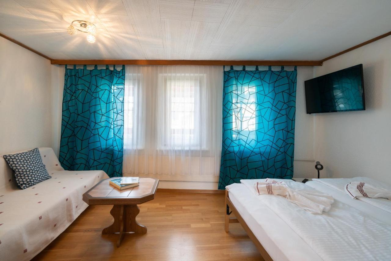 Between Lakes Apartments - 54 Интерлакен Екстериор снимка