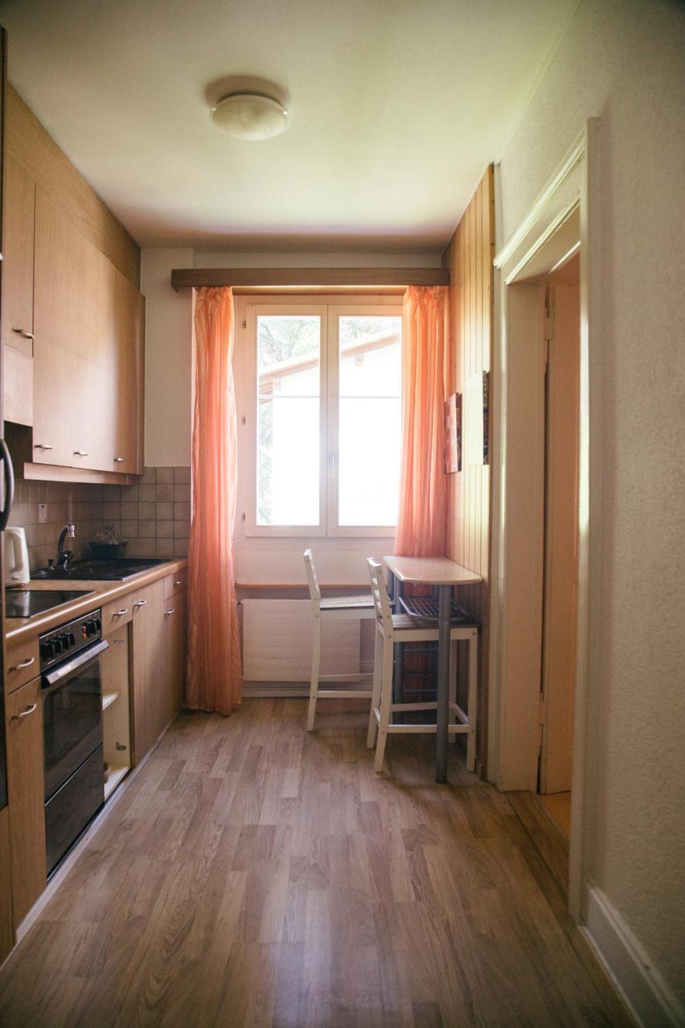 Between Lakes Apartments - 54 Интерлакен Стая снимка