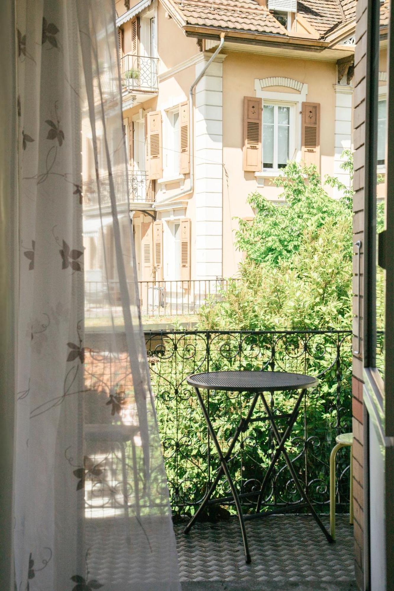 Between Lakes Apartments - 54 Интерлакен Екстериор снимка